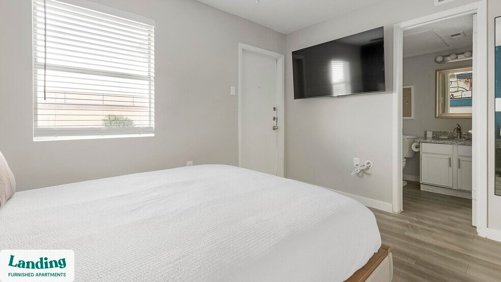 Building Photo - 130 Camino De Oro