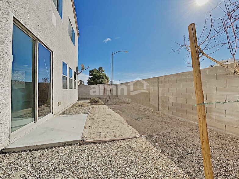 Building Photo - 1095 Willjay Ln
