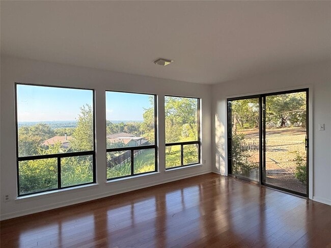 Building Photo - 112 Highlander Cove