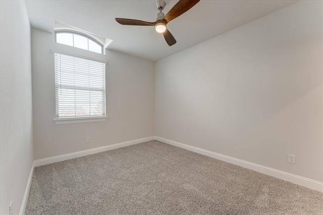 Building Photo - 6580 Iron Horse Blvd
