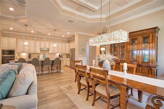 Building Photo - 25046 Spartina Dr