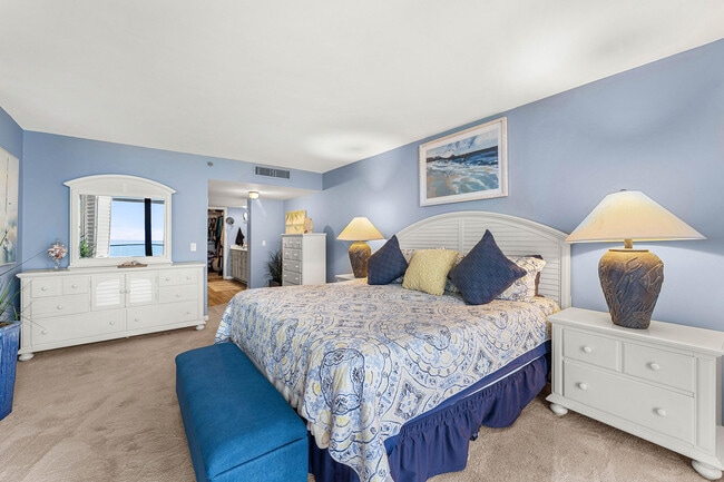 Building Photo - 100 S Beach Rd