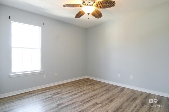 Building Photo - 7943 Audubon Dr