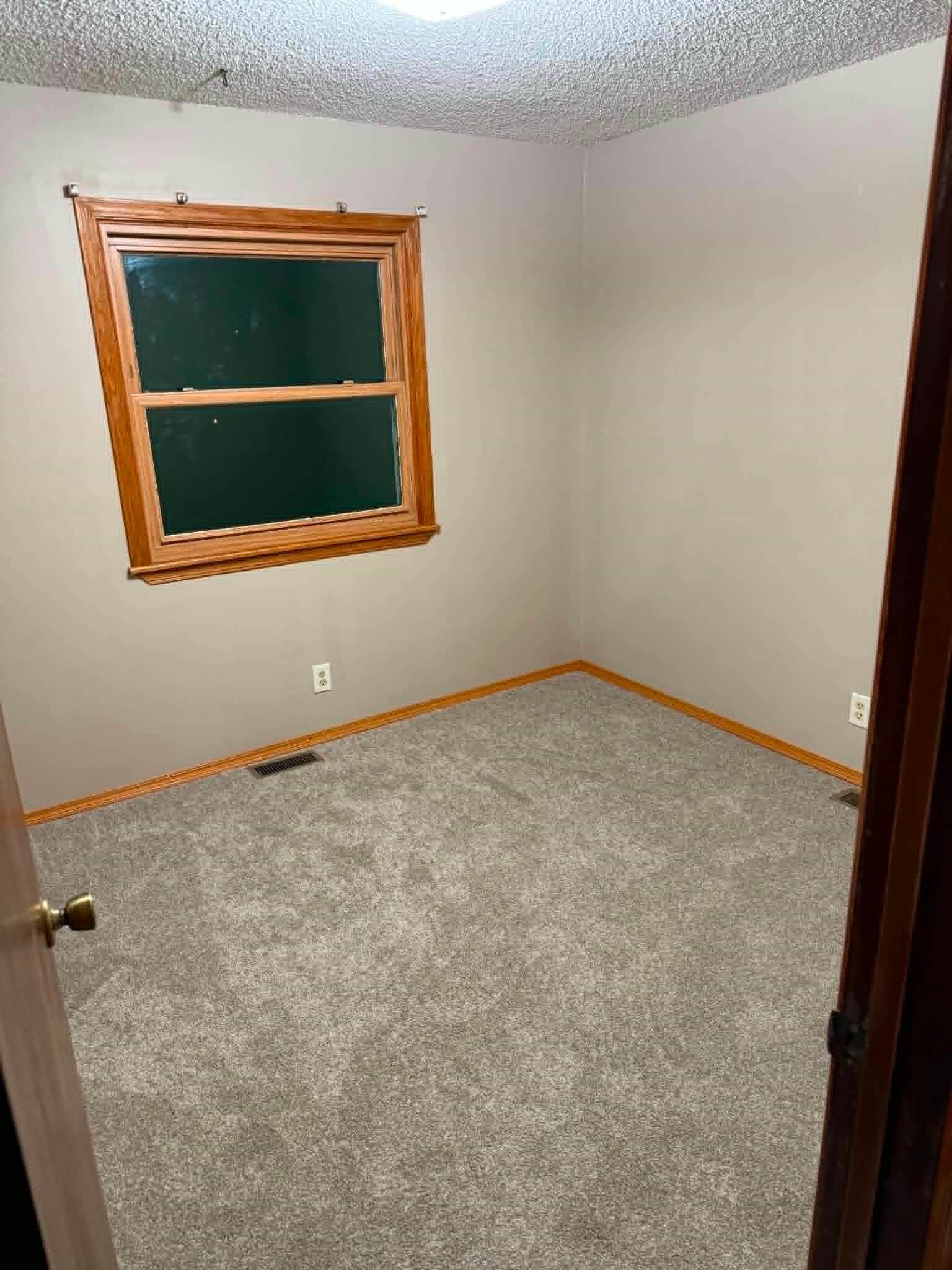 Building Photo - 208 N Marlen Ct