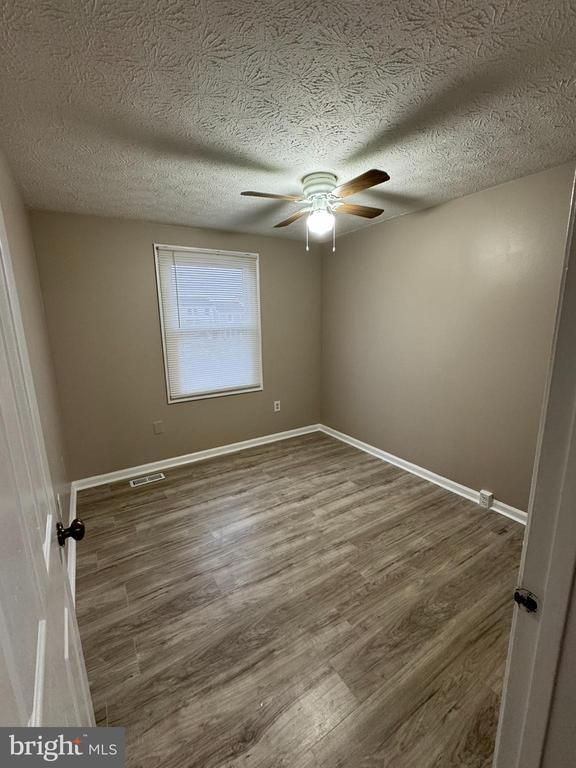 Building Photo - 520 Ellrose Ct