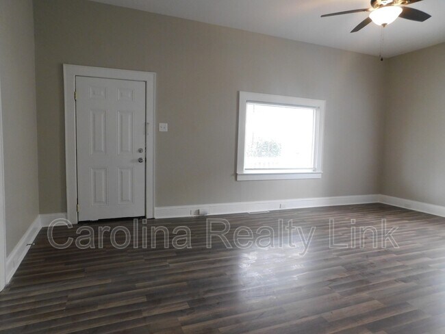 Building Photo - 85 Crowell Dr NW