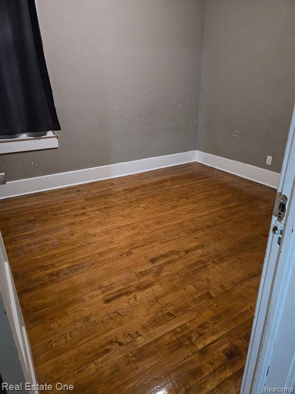 Building Photo - 1144 Elm St