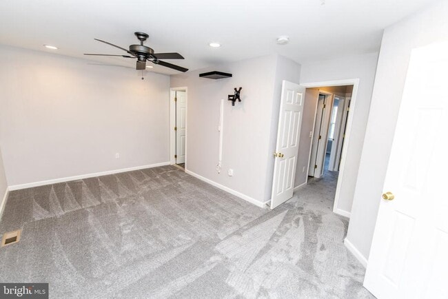 Building Photo - 614 Tuckahoe Creek Ct