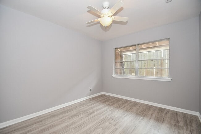 Building Photo - 5330 Windswept Ln