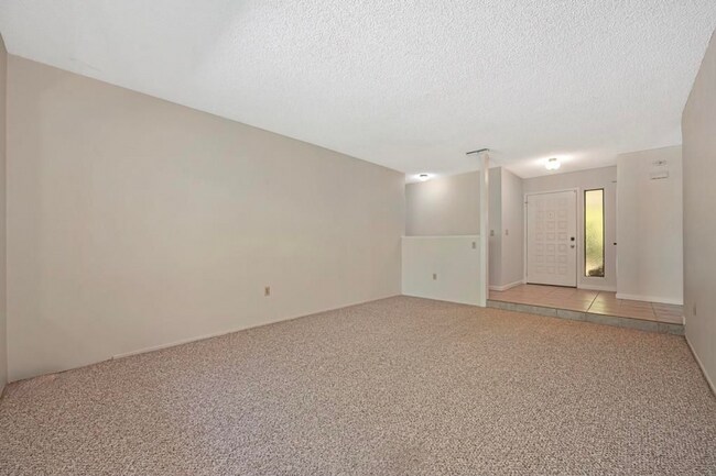 Building Photo - Beautiful 3-Bedroom Home in North Auburn's Sierra Foothills