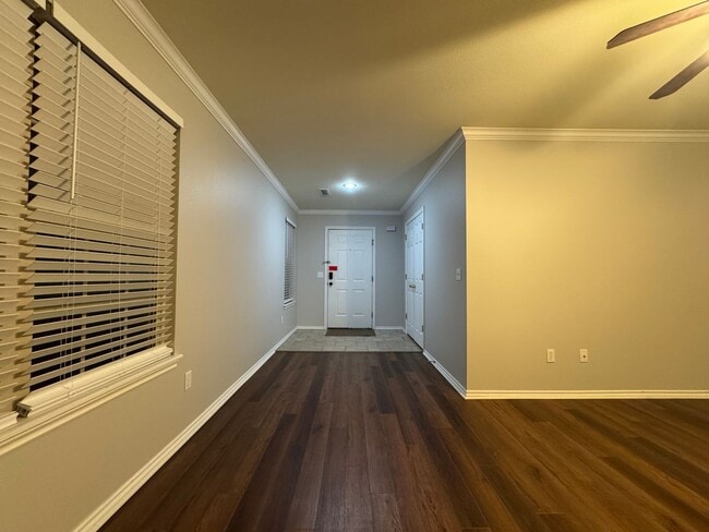 Building Photo - ***1582 Willowbrook Dr***