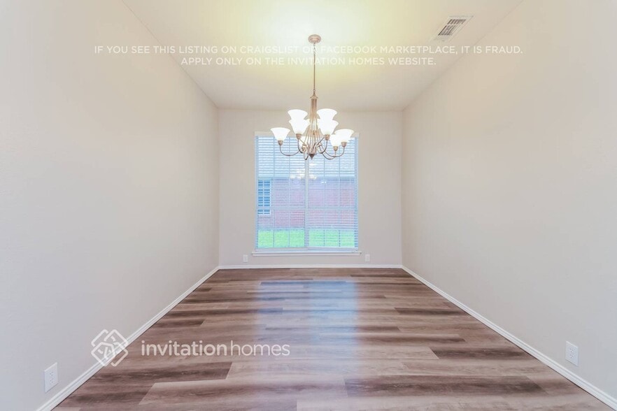 Building Photo - 1270 Stanford Dr