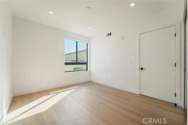 Building Photo - 7510 Sepulveda Blvd