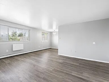 Building Photo - 1412 72nd Ave