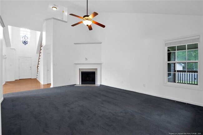 Building Photo - 112 Camrose Ct