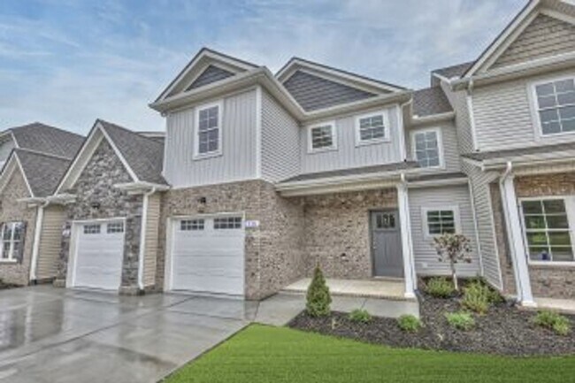 Primary Photo - Beautiful NEW 3 Bed 2.5 Bath Townhome in M...