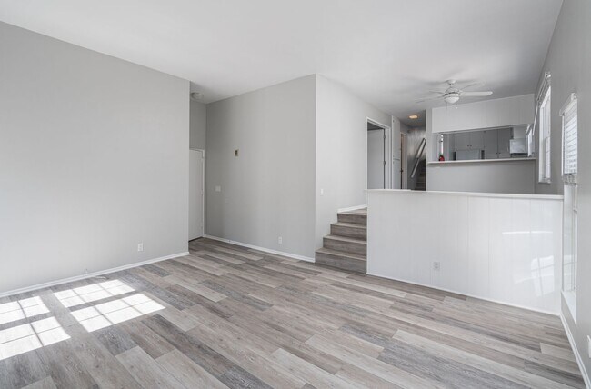 Building Photo - 314 E Bay Ave