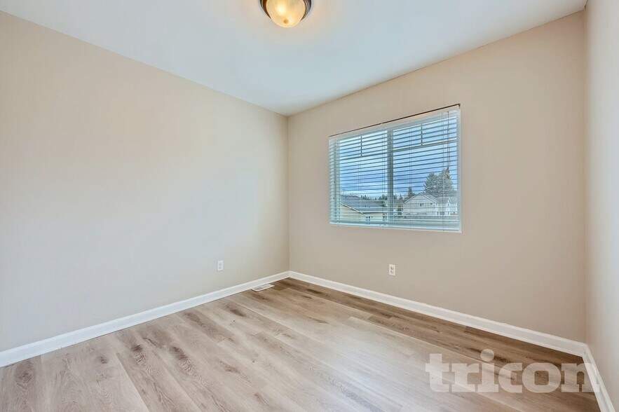 Building Photo - 3509 178th St E