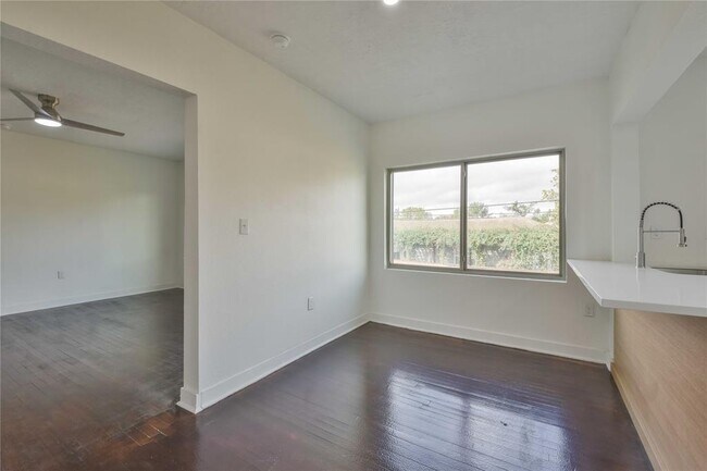 Building Photo - 4203 Rusk St