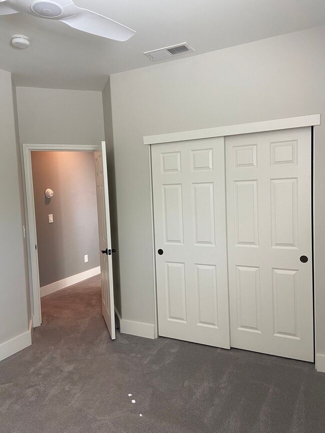Building Photo - Beautifully remodeled 3 Bdrm+Master retrea...