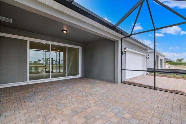 Building Photo - 17017 Pine Lily Ln