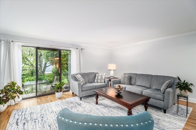 Building Photo - 22 Olcott Way