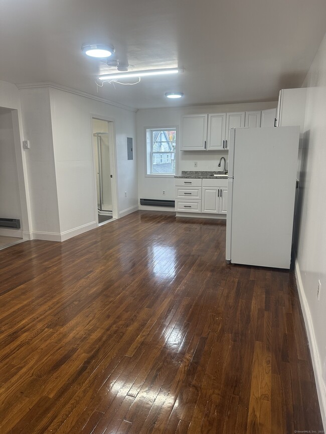 Building Photo - 18 Depot St