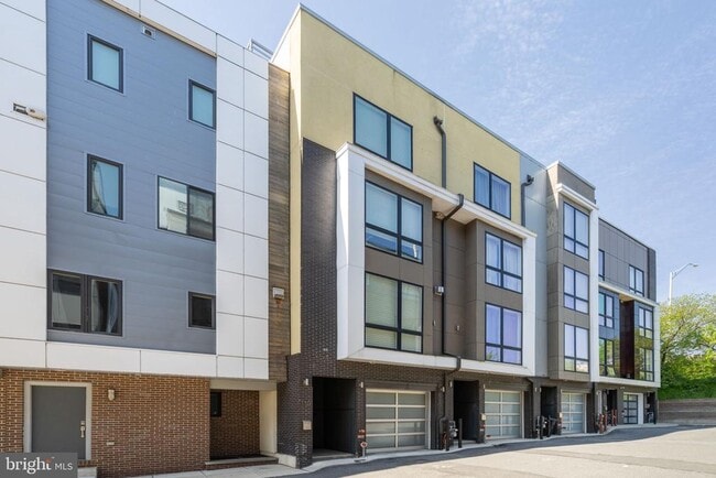 Building Photo - 110 Olive St