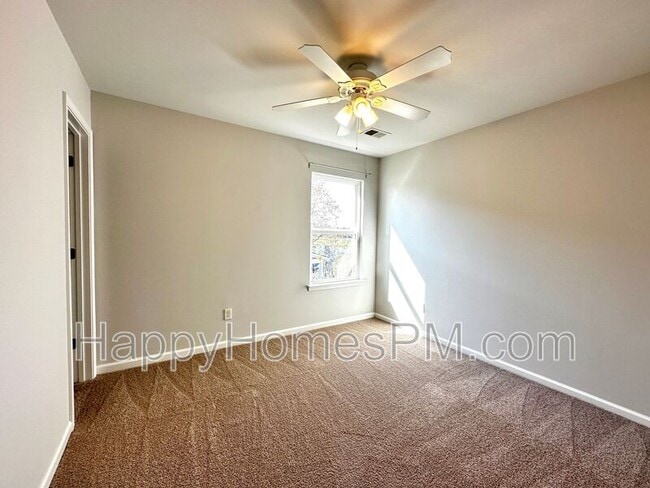 Building Photo - 182 Brookhaven Rd