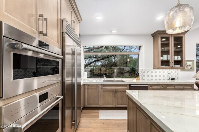 Building Photo - 7485 E Tumbleweed Dr