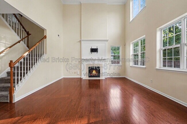 Building Photo - 13502 Delstone Dr