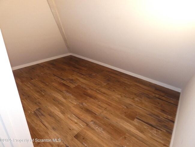 Building Photo - 620 Sanderson Ave