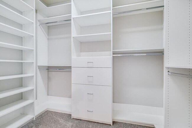 Building Photo - 316 O'Hara Dr