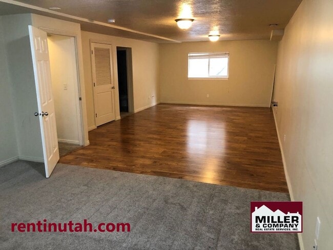 Building Photo - 10716 Pine Shadow Rd