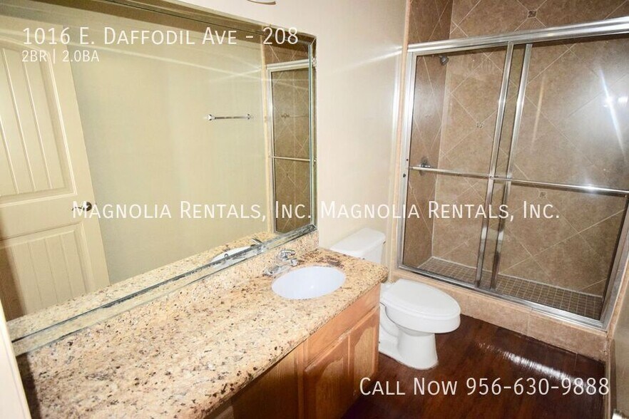 Building Photo - 1016 E Daffodil Ave