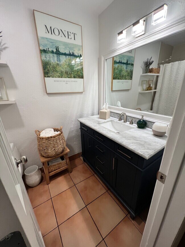 Building Photo - 3013 Albatross Rd