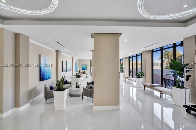Building Photo - 2401 S Ocean Dr