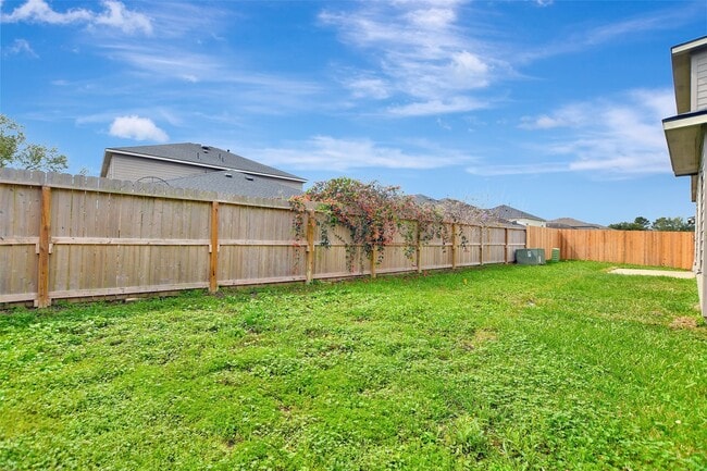 Building Photo - 4423 Garden Ridge Ct