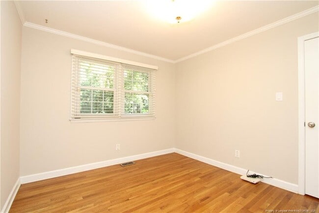 Building Photo - 1427 Seminole Trail