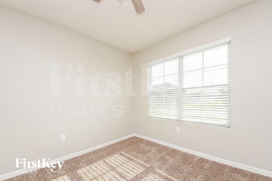 Building Photo - 1673 Bay Breeze Dr
