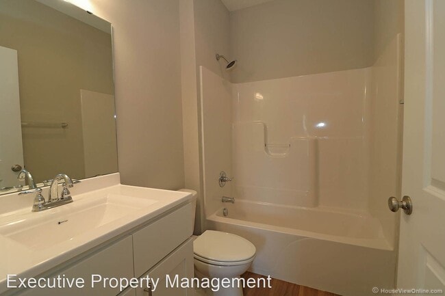Building Photo - 2028 Walden Pond Way