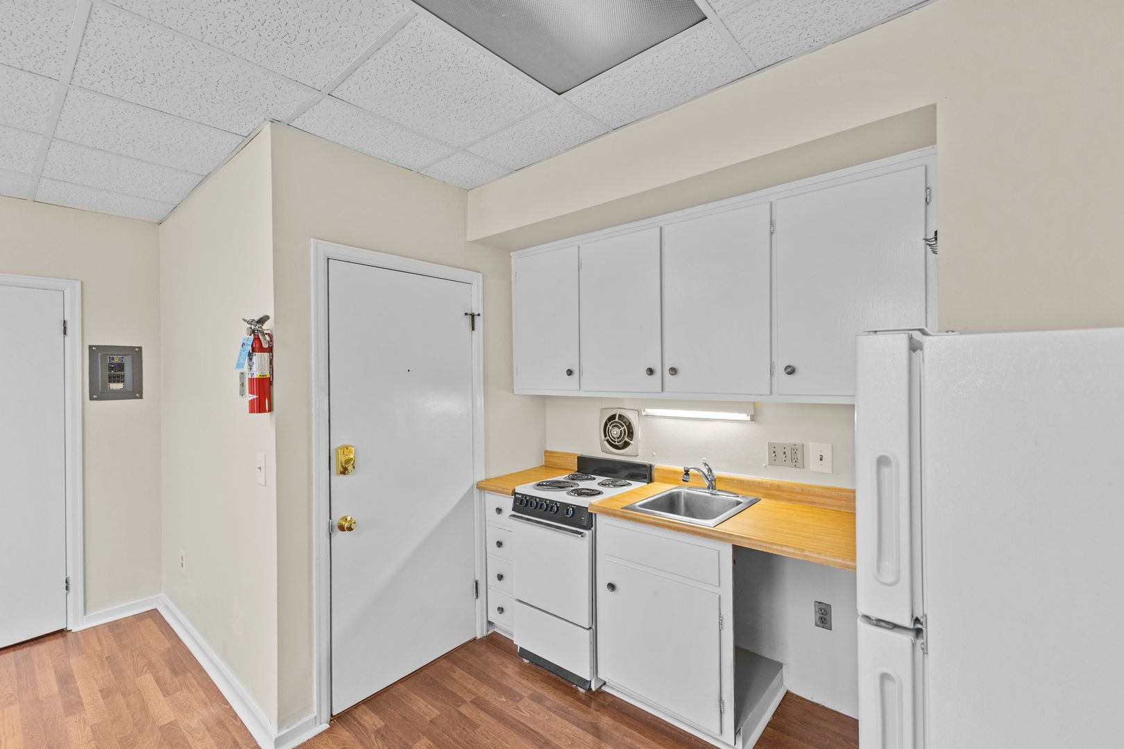 Building Photo - 42 N Prospect St