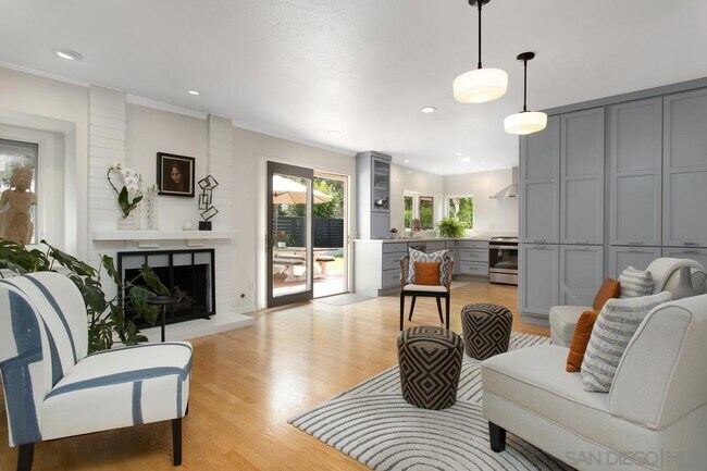 Building Photo - 917 Orchid Way