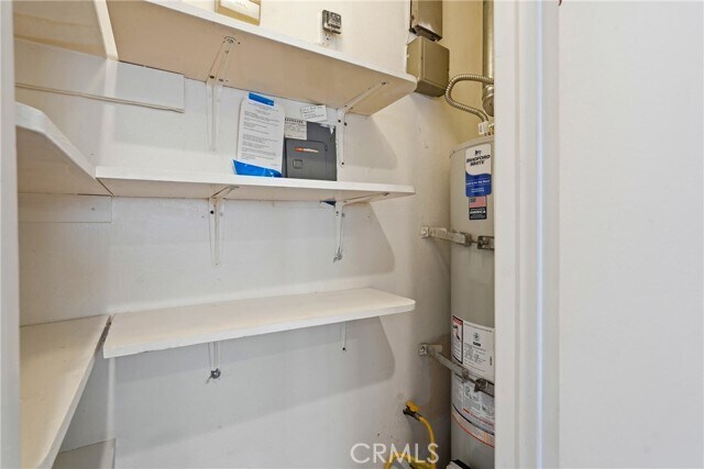 Building Photo - 1433 S Beverly Dr