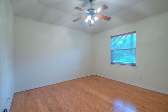 Building Photo - 29702 Orchard Grove Dr