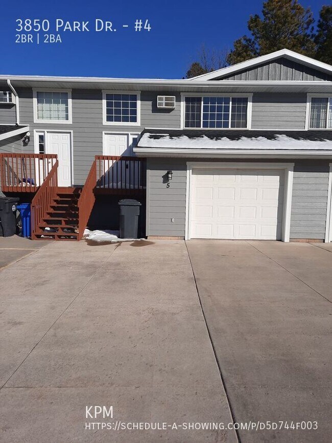 Primary Photo - 3850 Park Dr