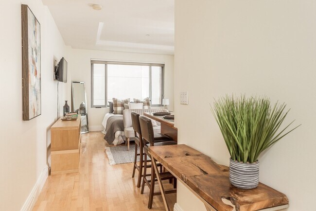 Building Photo - 1 Huntington Ave