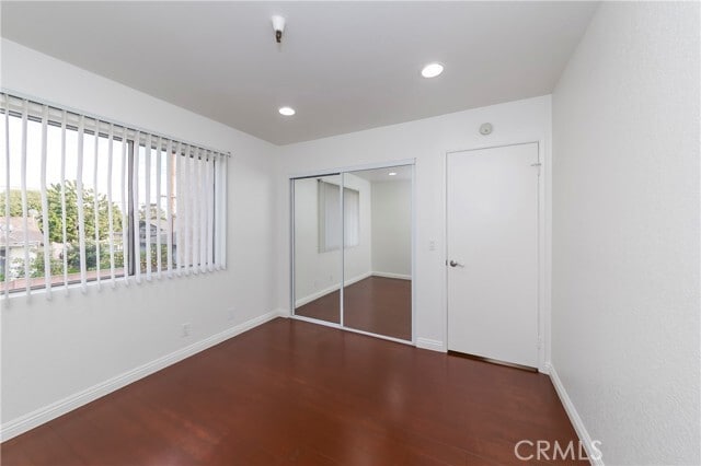 Building Photo - 8466 Kington Way