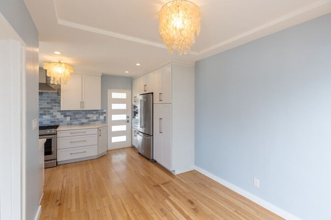 Building Photo - 2 Bed, 2 Bath home in Ocean Beach