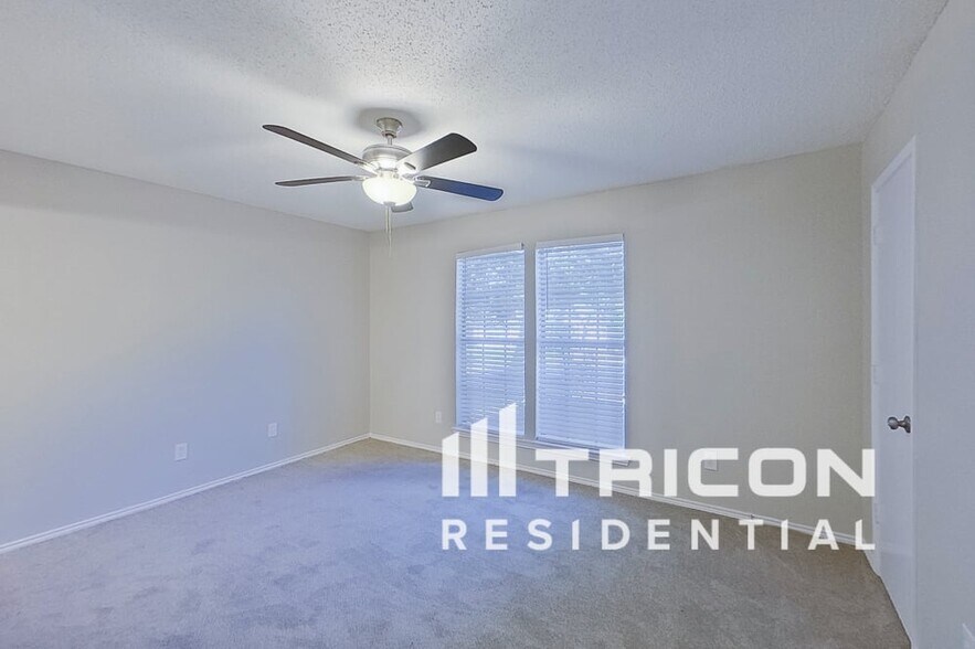 Building Photo - 4805 Sugar Tree Ct